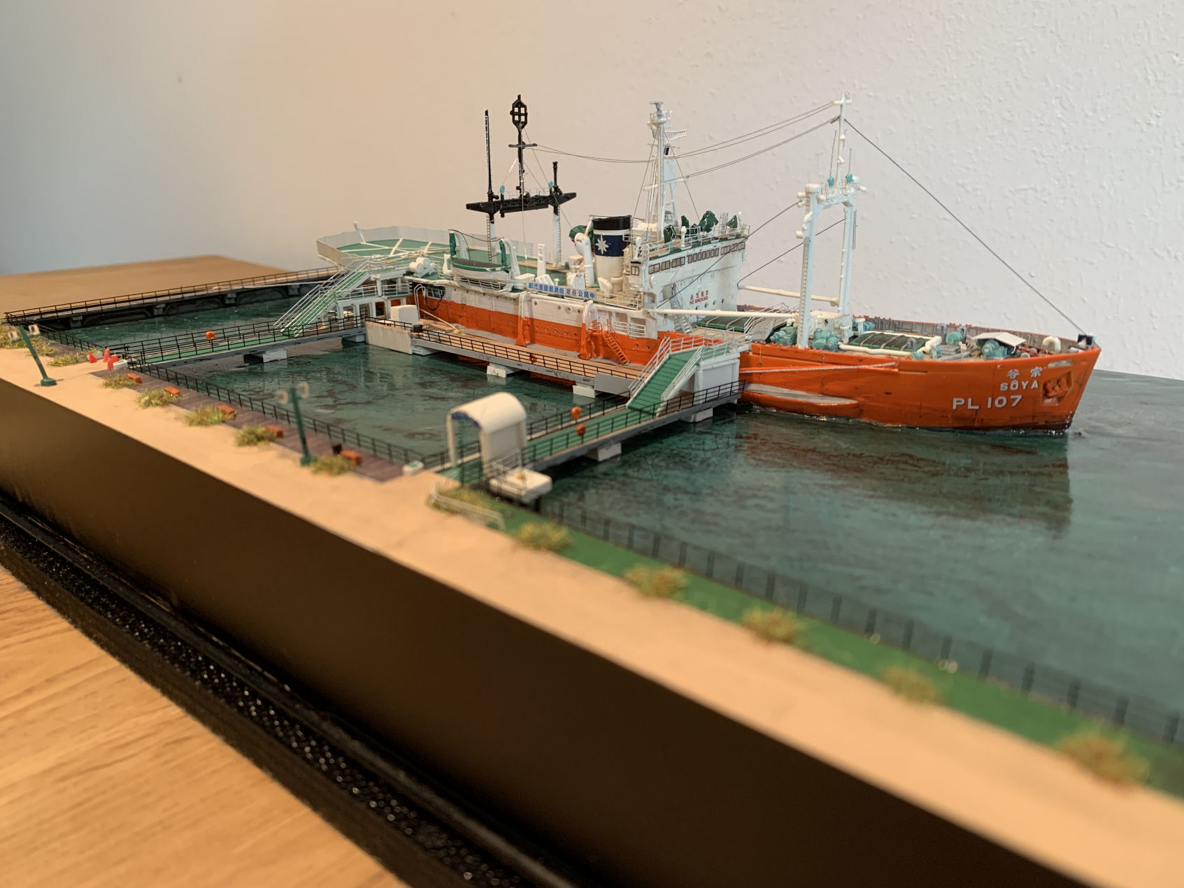 eisbrcher soja an der landungsbrücke ig modellbau duisburg